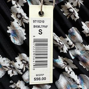 🆕 Max Studio Midi Skirt 🩵🖤🤍